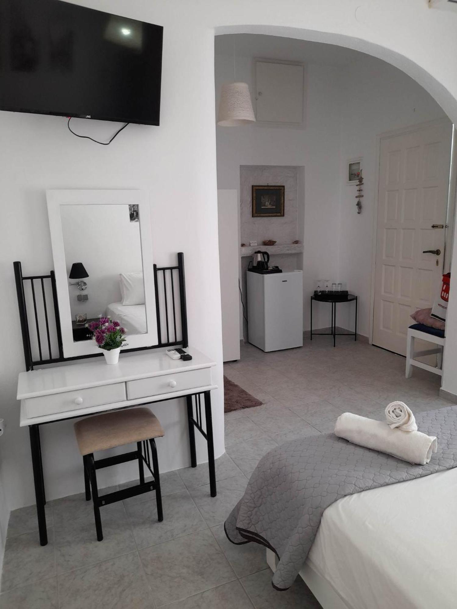 Zolfo Antico Beach Apartment Perissa Dış mekan fotoğraf